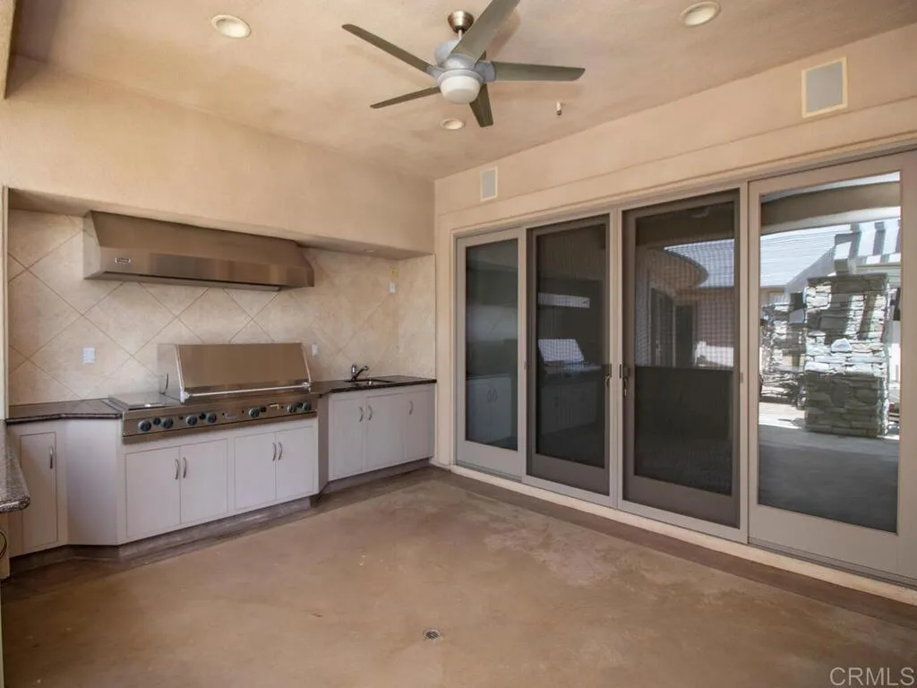 Bonsall, California 92003, United States, 4 Bedrooms Bedrooms, ,6 BathroomsBathrooms,Residential,Active,193596