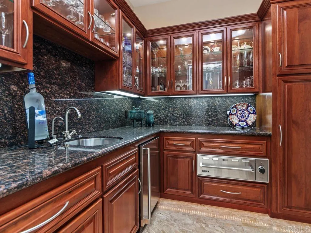 Bonsall, California 92003, United States, 4 Bedrooms Bedrooms, ,6 BathroomsBathrooms,Residential,Active,193596