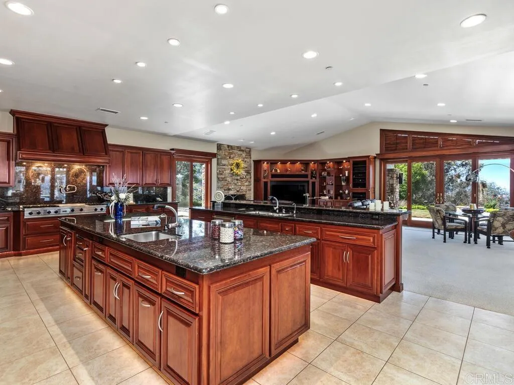 Bonsall, California 92003, United States, 4 Bedrooms Bedrooms, ,6 BathroomsBathrooms,Residential,Active,193596