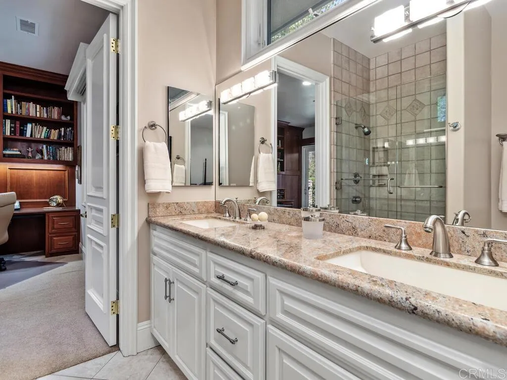 Bonsall, California 92003, United States, 4 Bedrooms Bedrooms, ,6 BathroomsBathrooms,Residential,Active,193596