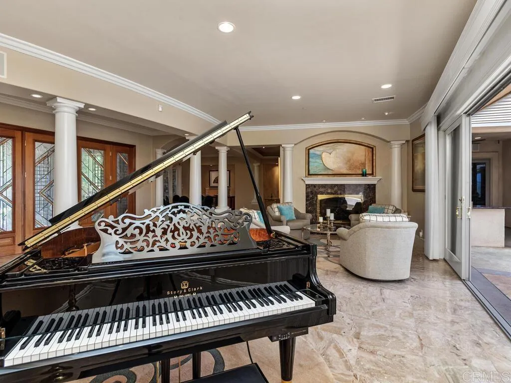 Bonsall, California 92003, United States, 4 Bedrooms Bedrooms, ,6 BathroomsBathrooms,Residential,Active,193596