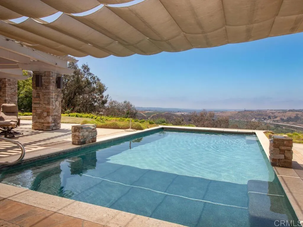 Bonsall, California 92003, United States, 4 Bedrooms Bedrooms, ,6 BathroomsBathrooms,Residential,Active,193596