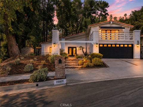 Photo of 23837 Ladrillo Street, Woodland Hills, CA 91367 (MLS # SR26199076)