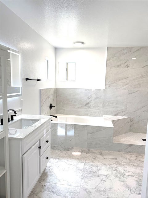 Tiny photo for 6906 Hastings St, Moorpark, CA 93021 (MLS # SR26177398)