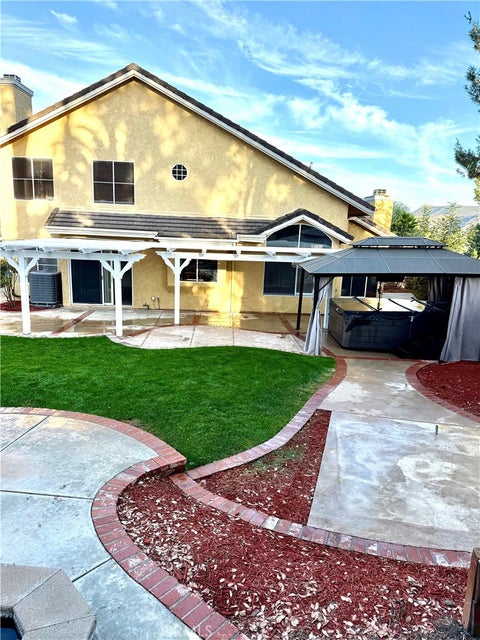 Tiny photo for 6906 Hastings St, Moorpark, CA 93021 (MLS # SR26177398)