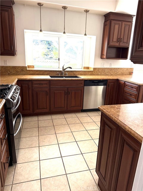 Tiny photo for 6906 Hastings St, Moorpark, CA 93021 (MLS # SR26177398)