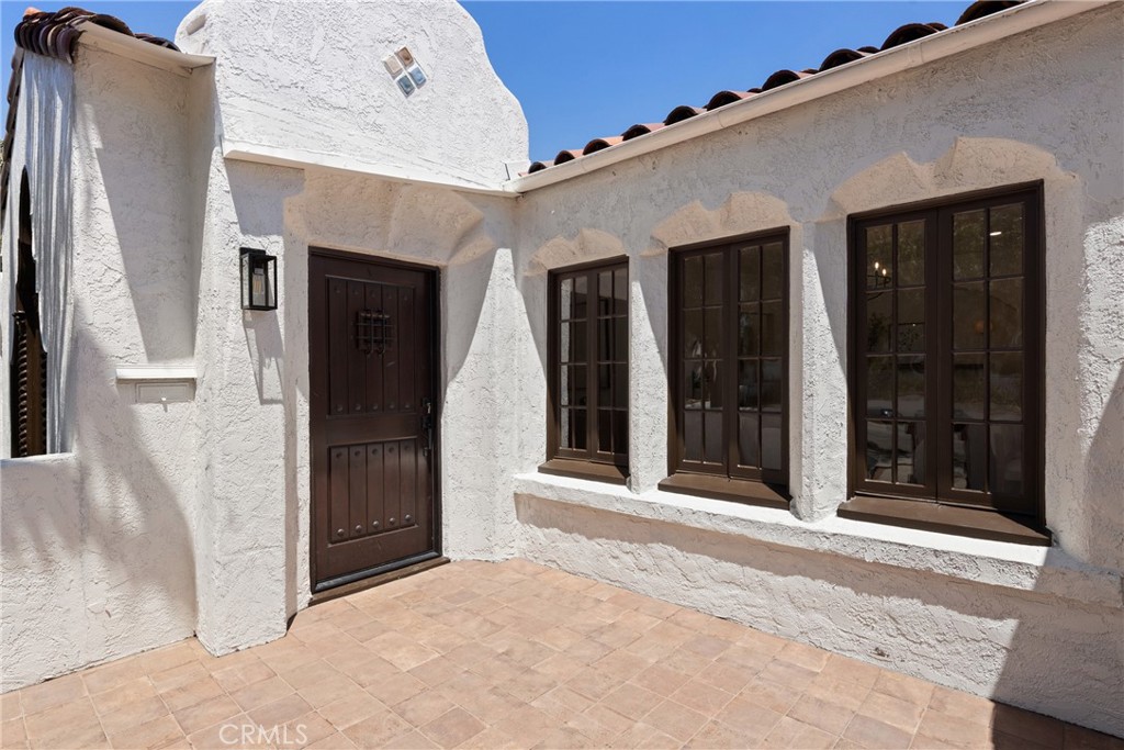 254 Bennett Ave