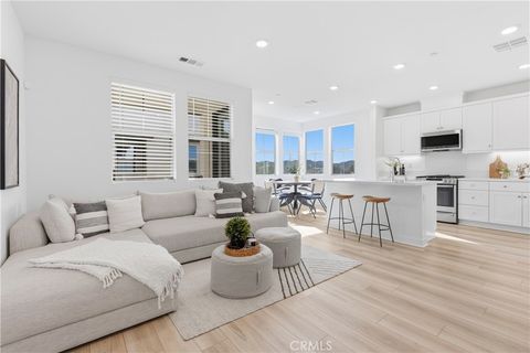 Photo of 1300 Lasso Way #305, Rancho Mission Viejo, CA 92694 (MLS # OC26050116)