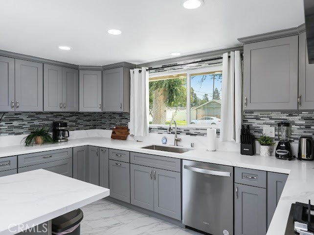 9451 Hyannis Port Dr