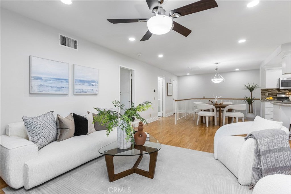 25183 Oak Canyon