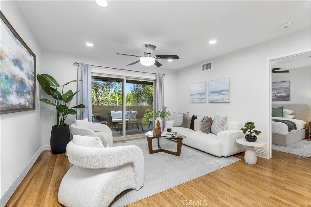 25183 Oak Canyon Ln, Lake Forest CA 92630