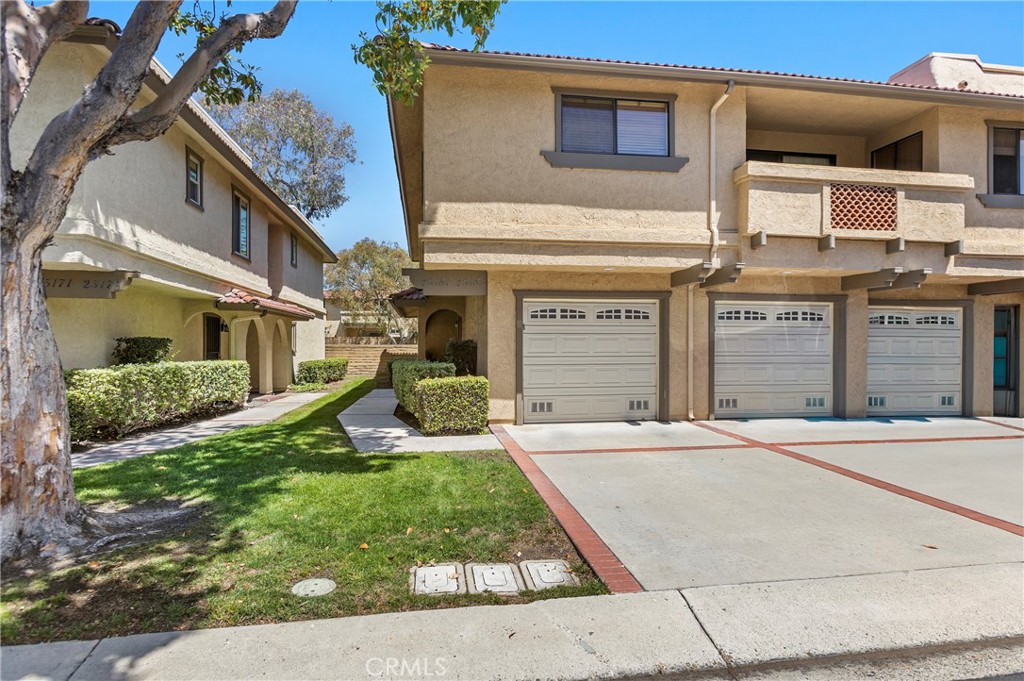 25183 Oak Canyon