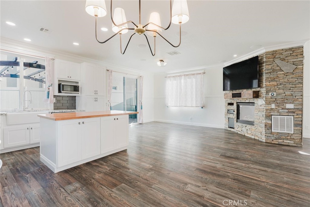 Custom Parker Road (CPRKR) - Residential