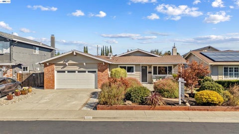 Photo of 6933 Cedar Ln Ln, Dublin, CA 94568 (MLS # 41150418)