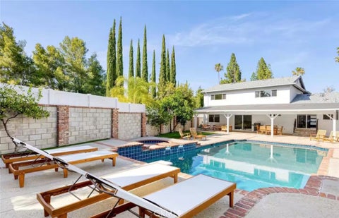 Photo of 10643 Atlanta AVE, Porter Ranch, CA 91326 (MLS # SR26213600)