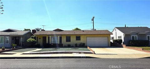 Photo of 1072 E Columbia Avenue, Pomona, CA 91767 (MLS # TR25231143) Photo of 1072 E Columbia Avenue, Pomona, CA 91767 (MLS # TR25231143)