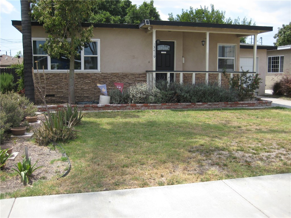 Listing image 1