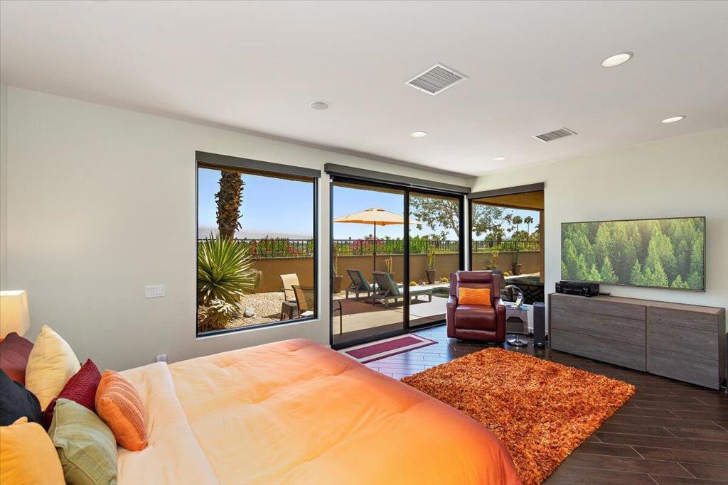 Mirage Cove - Residential