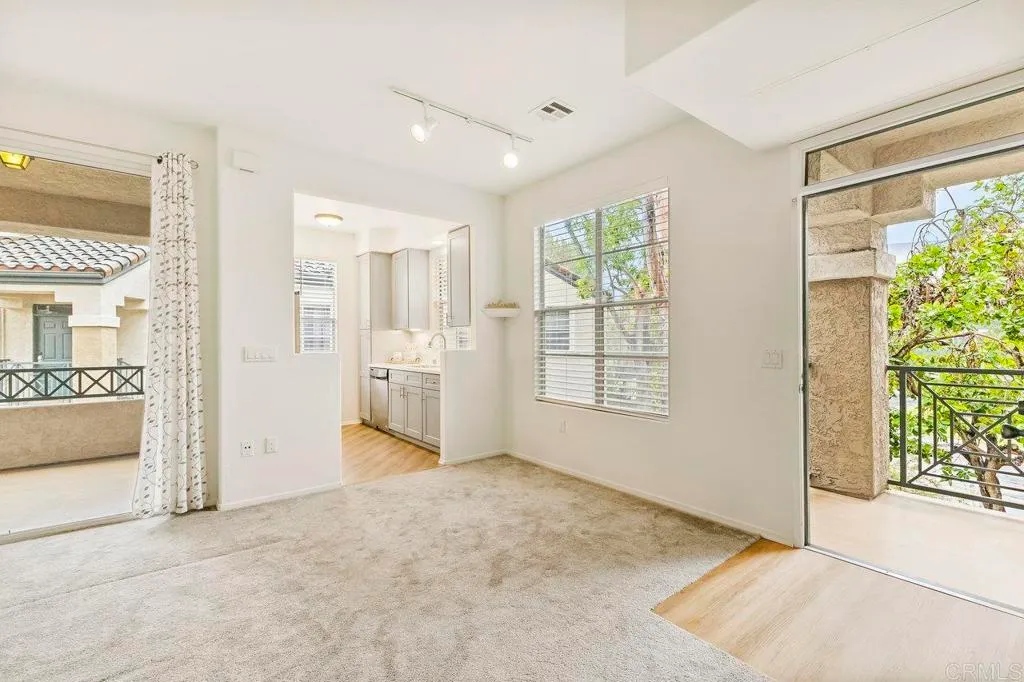 San Diego, California 92130, United States, 1 Bedroom Bedrooms, ,1 BathroomBathrooms,Residential,Active,101972