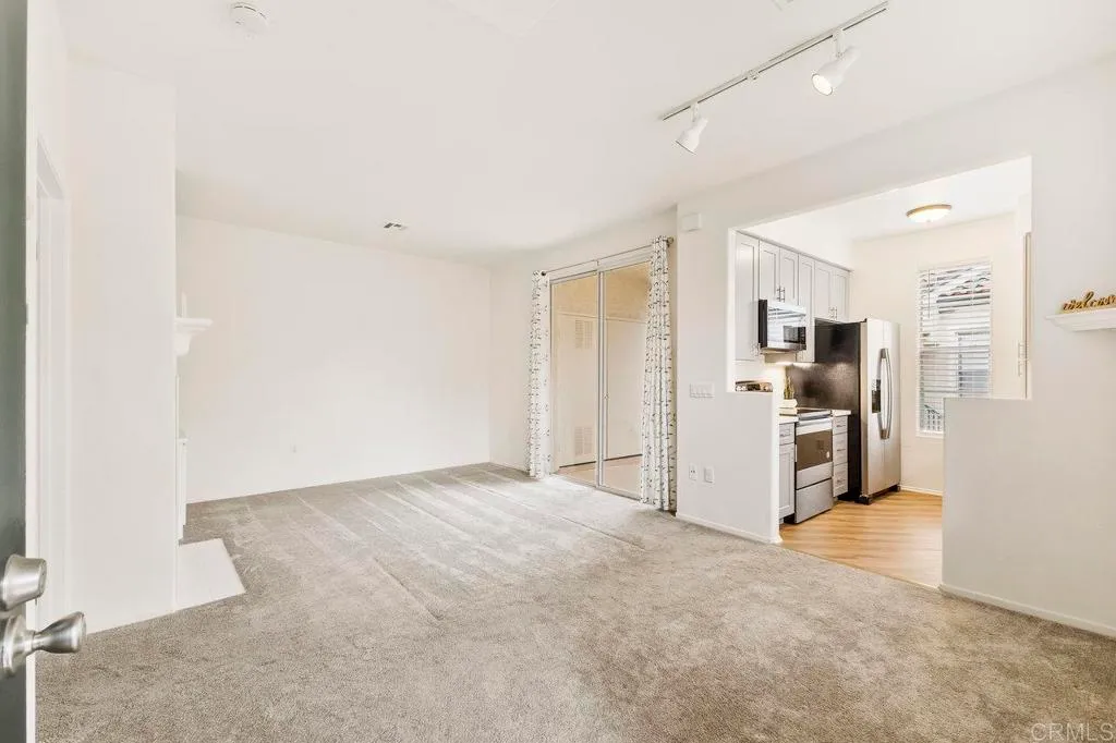 San Diego, California 92130, United States, 1 Bedroom Bedrooms, ,1 BathroomBathrooms,Residential,Active,101972