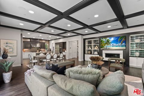 55 Suede Irvine CA 92602