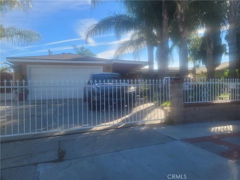 Photo of 12966 Crowley, Arleta, CA 91331 (MLS # SB26016609)