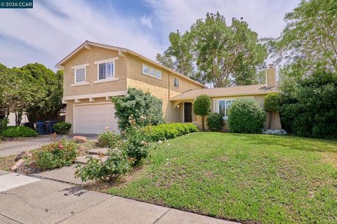 Photo of 3291 Prescott Way Way, Fairfield, CA 94534 (MLS # 41132655)