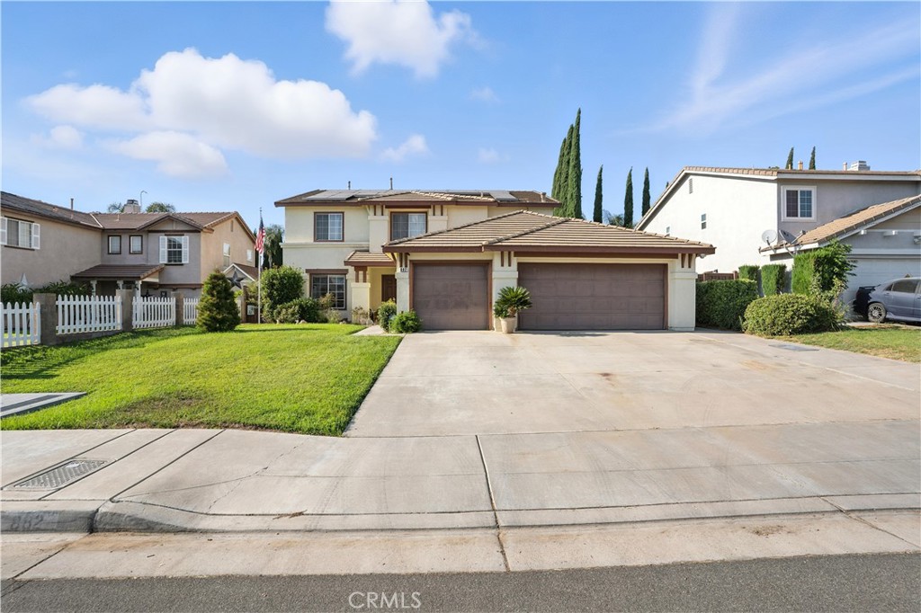 Welcome to 882 Camino Del Sol— a thoughtfully designed two-story home that perfectly blends comfort, style, and function. Nestled on a quiet street, this 5-bedroom, 3-bathroom residence offers 3,099 sq ft of well-appointed living space on a beautifully maintained 7,405 sq ft lot.
From the moment you step inside, you’re welcomed by natural light in both the formal living and dining area, leading into the very inviting spacious family room anchored by a charming fireplace, is ideal for relaxing evenings. The massive kitchen is perfect for both everyday living and hosting gatherings. Thee spacious primary suite offers a walk-in closet and an ensuite bath for your own private retreat. Four additional bedrooms provide flexibility for family, guests, a home office, or creative space.The beautifully landscaped front and backyard offer plenty of room to enjoy Riverside’s sunny weather, complete with a covered patio. The 3-car garage provides ample space for vehicles, storage, or weekend projects.
Located near top-rated schools including John F. Kennedy Elementary, Amelia Earhart Middle, and Martin Luther King Jr. High, and just minutes from shopping, dining, parks, and major freeways, this home offers both comfort and convenience. With no HOA, you can enjoy your home without monthly fees or restrictions. 882 Camino Del Sol is ready for its next chapter — all that’s missing is you.