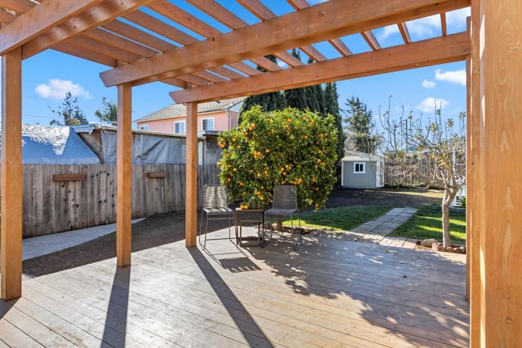 listing image 130721532509207965868