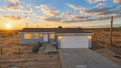 Photo of 11975 Barbet Rd, Phelan, CA 92371 (MLS # HD26089640)