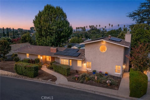 Photo of 1020 La Cresta DR, Redlands, CA 92373 (MLS # IG26208733)