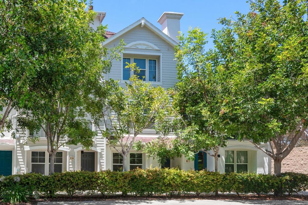 750 Harbor Cliff Way Way