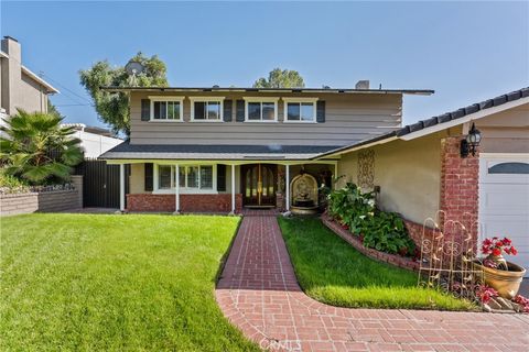Photo of 23810 Fambrough ST, Newhall, CA 91321 (MLS # SR26117156)
