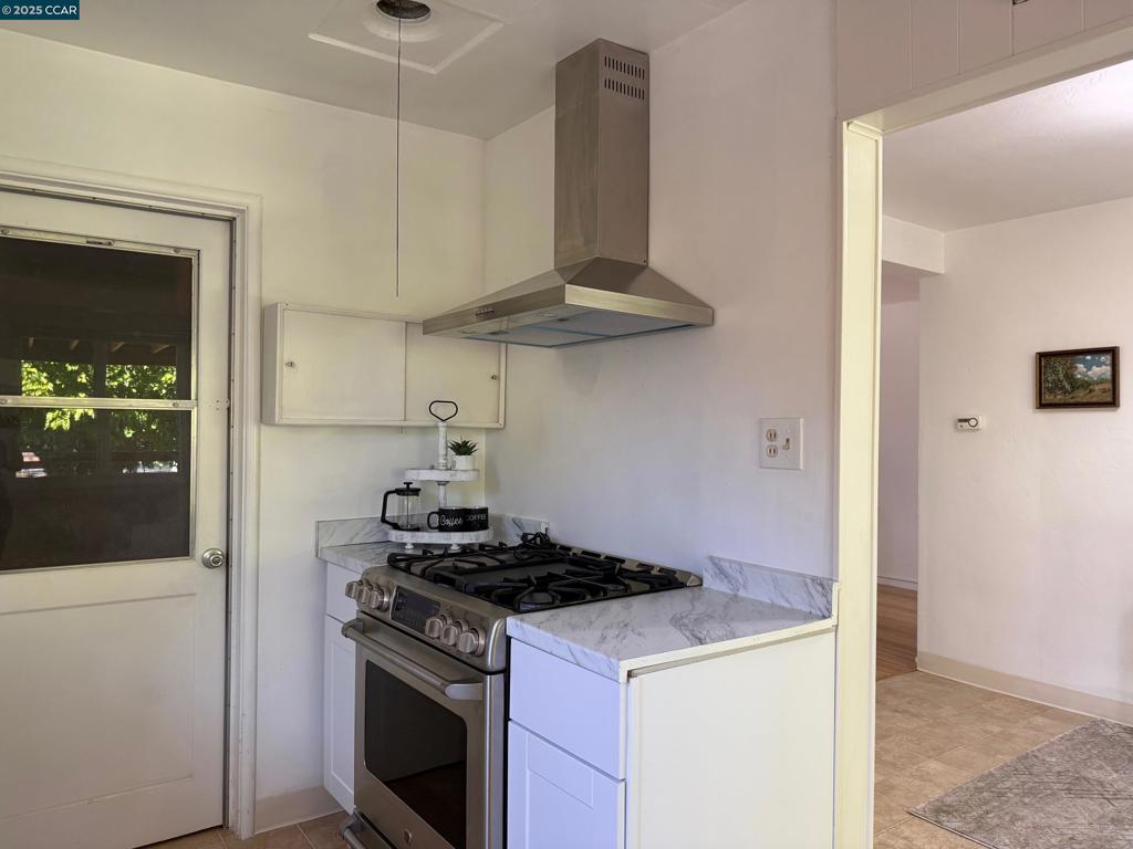 HILLCREST TERRAC - Residential