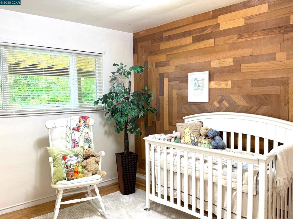 HILLCREST TERRAC - Residential