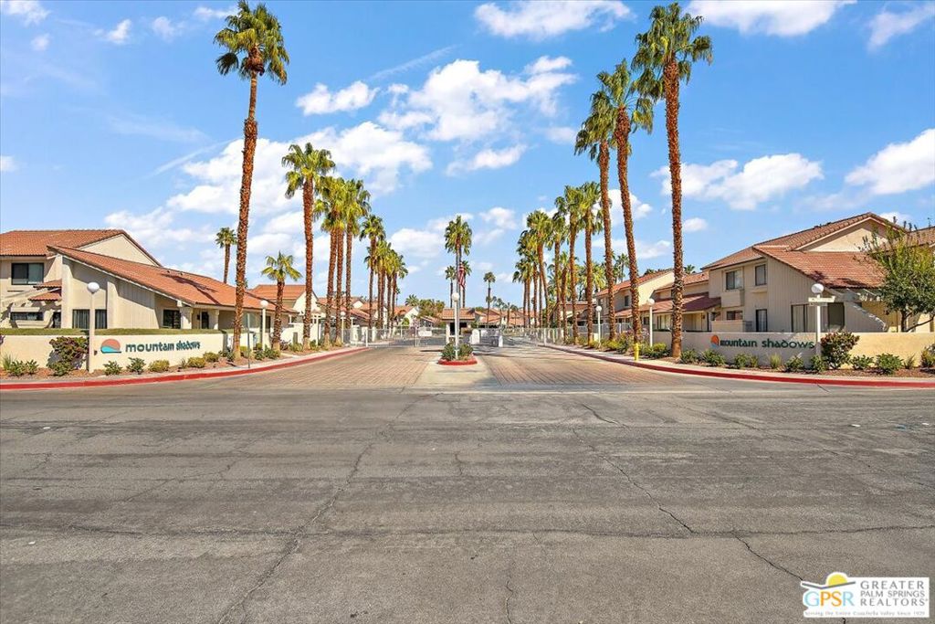 Mountain Shadows - Residential