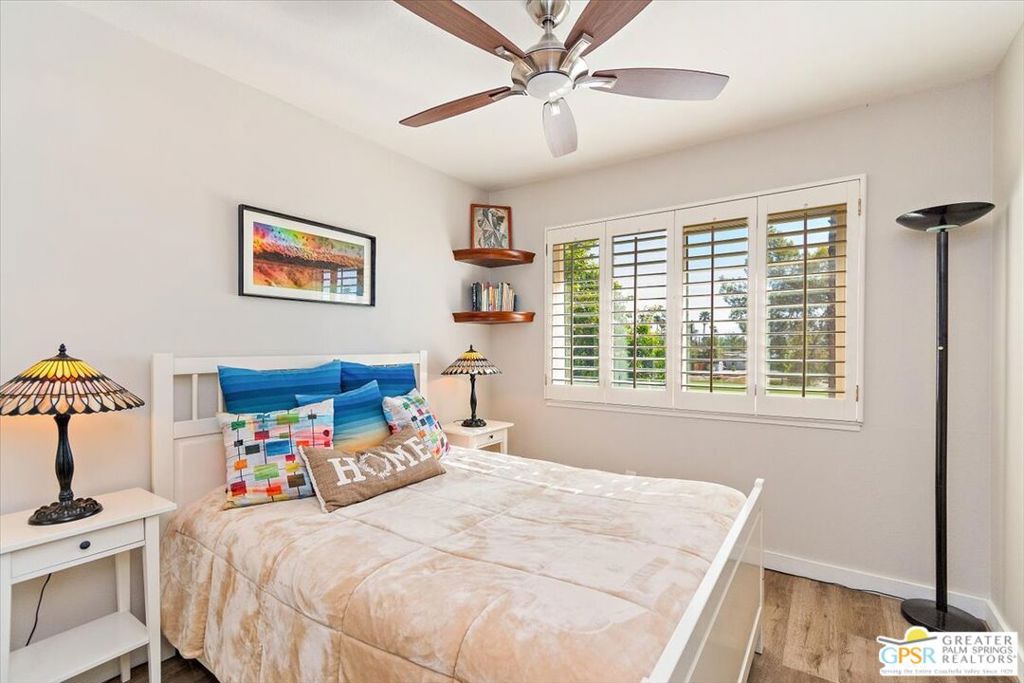 Mountain Shadows - Residential