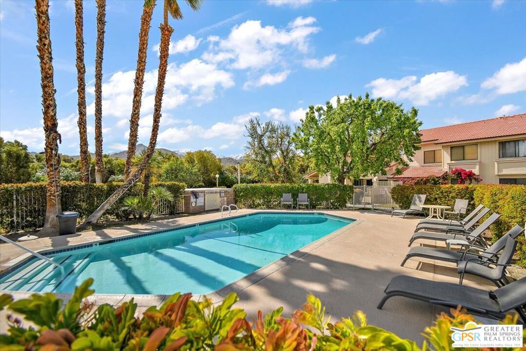 Mountain Shadows - Residential