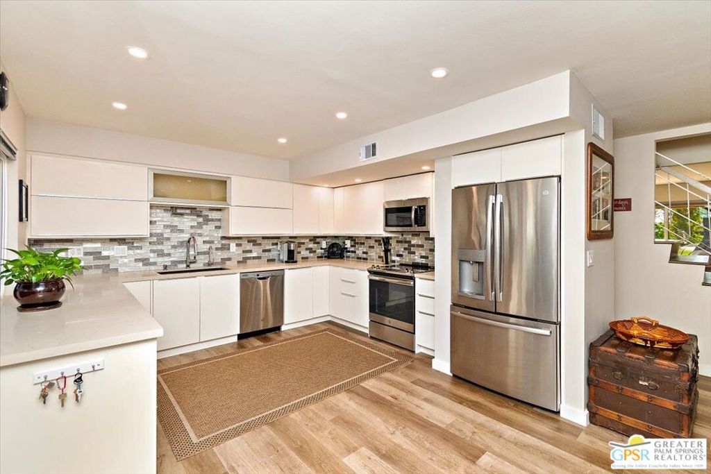 Mountain Shadows - Residential