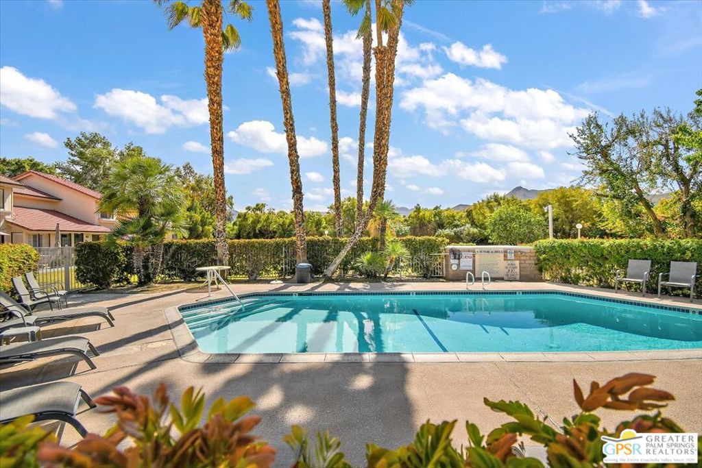 Mountain Shadows - Residential