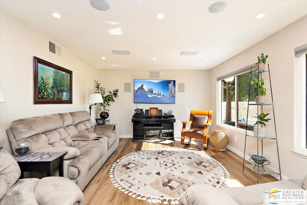 Mountain Shadows - Residential