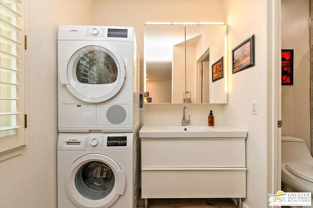 Mountain Shadows - Residential