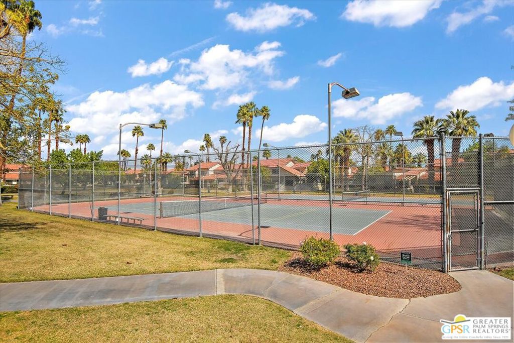 Mountain Shadows - Residential