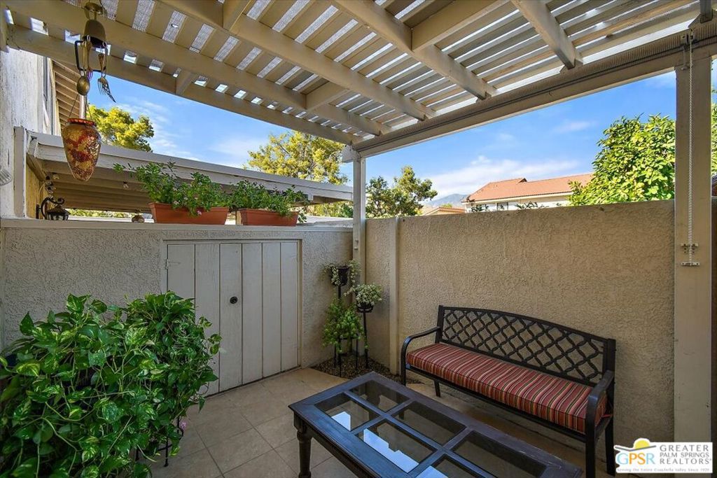 Mountain Shadows - Residential