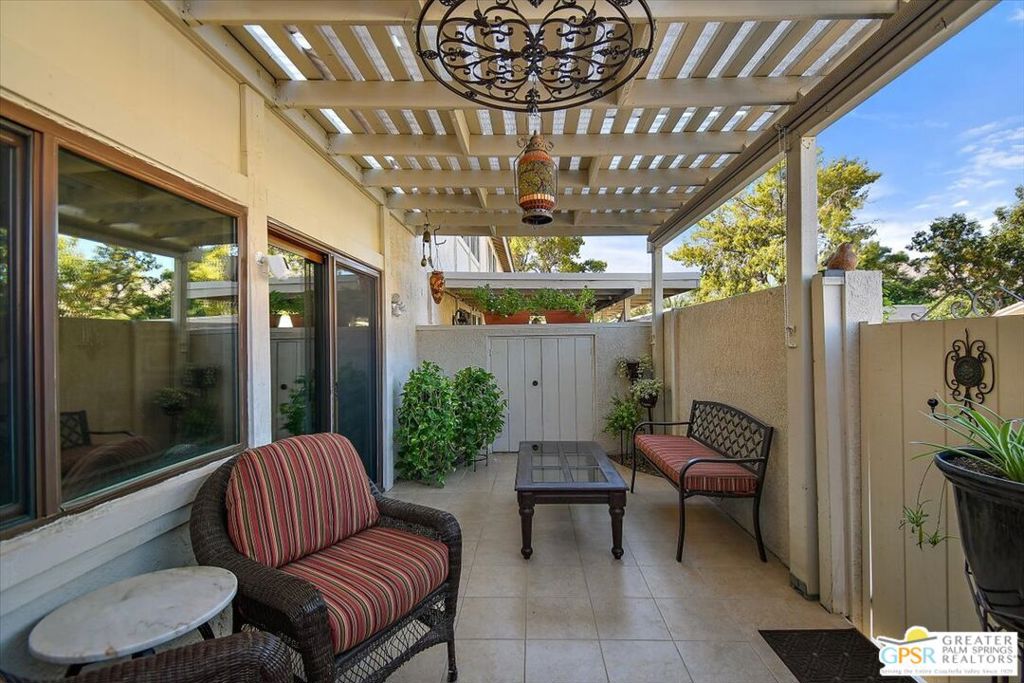 Mountain Shadows - Residential