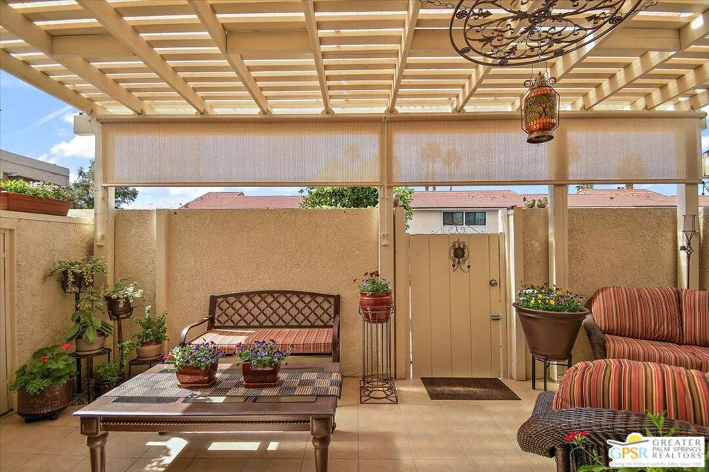 Mountain Shadows - Residential