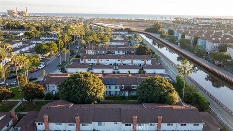 Photo of 8125 Pawtucket Dr, Huntington Beach, CA 92646 (MLS # NP26018830)