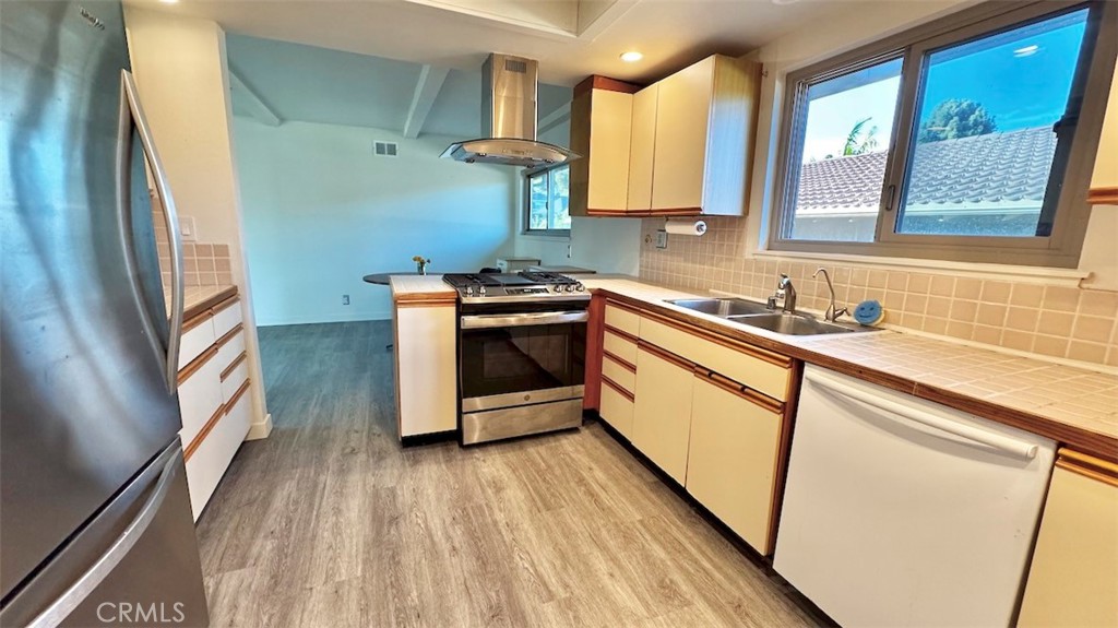 416 Via Alegre, San Clemente CA 92672 - Photo 12