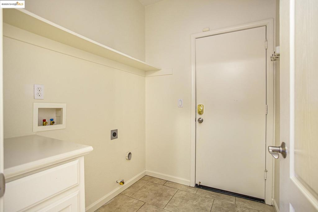 MIRA VISTA HILLS - Residential