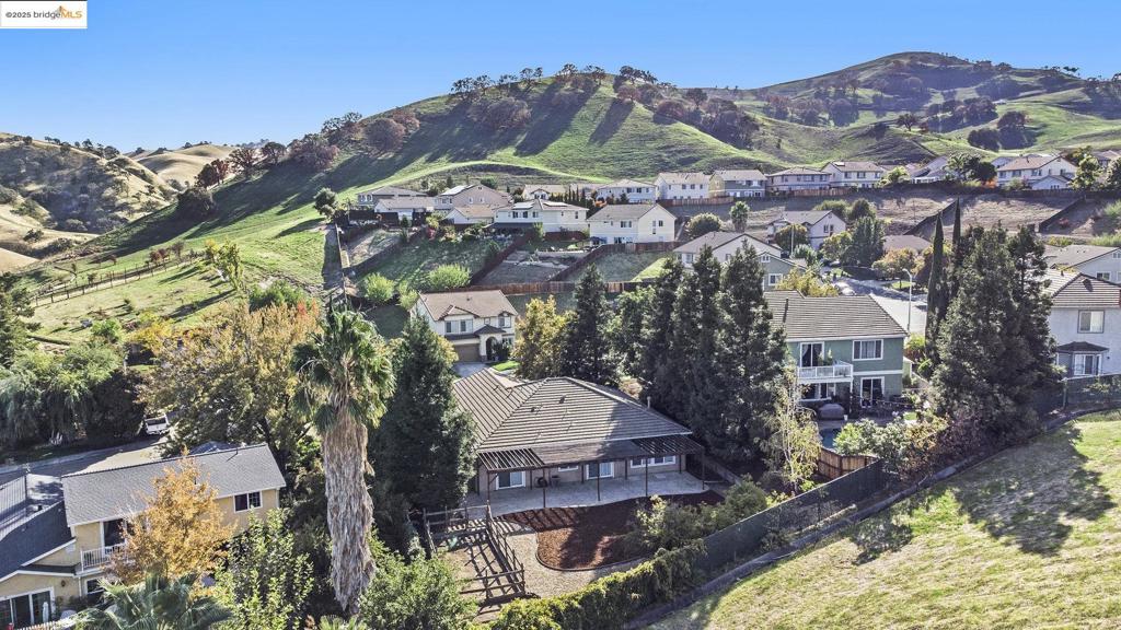 MIRA VISTA HILLS - Residential